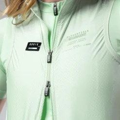 Gilets<GOBIK VEST PLUS 2.0 FEMME SEAMINT